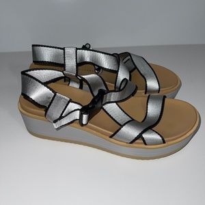 Articles of Society Napoli‎ Sandals Size 9 NWOT